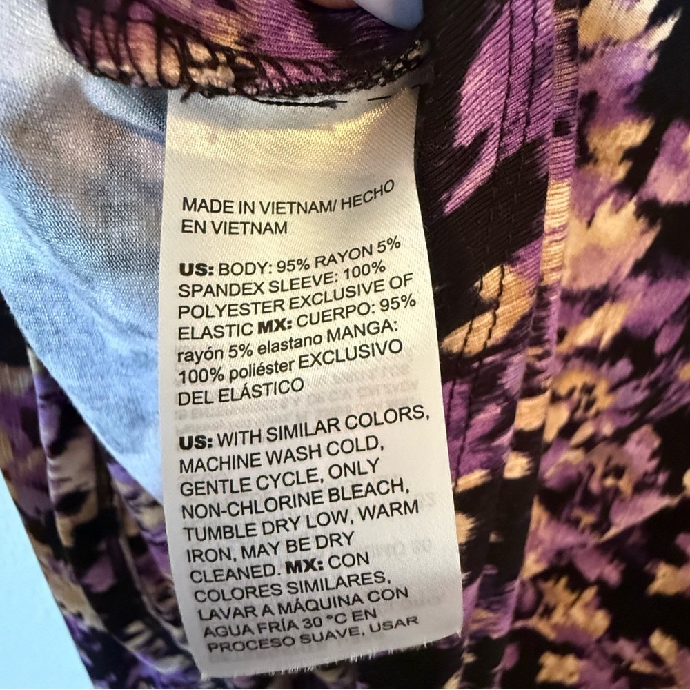 Chico’s Floral Sheer Blouse Size (3)XL Purple Black Organza Long Sleeve Top - Picture 9 of 12